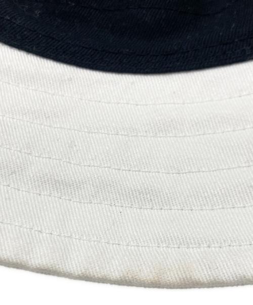 Vivienne Westwood（ヴィヴィアンウエストウッド）Vivienne Westwood (ヴィヴィアンウエストウッド) Vivienne Westwood（ヴィヴィアンウエストウッド）バケットハット ホワイト サイズ:M～Sの古着・服飾アイテム