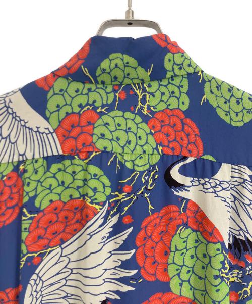 Sun Surf（サンサーフ）Sun Surf (サンサーフ) SUN SURF CRANE IN FLIGHT ブルー×レッド サイズ:Sの古着・服飾アイテム