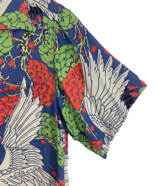 Sun Surf（サンサーフ）Sun Surf (サンサーフ) SUN SURF CRANE IN FLIGHT ブルー×レッド サイズ:Sの古着・服飾アイテム