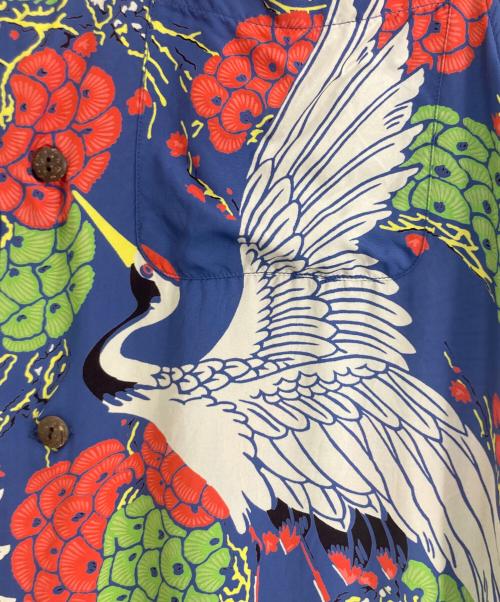 Sun Surf（サンサーフ）Sun Surf (サンサーフ) SUN SURF CRANE IN FLIGHT ブルー×レッド サイズ:Sの古着・服飾アイテム