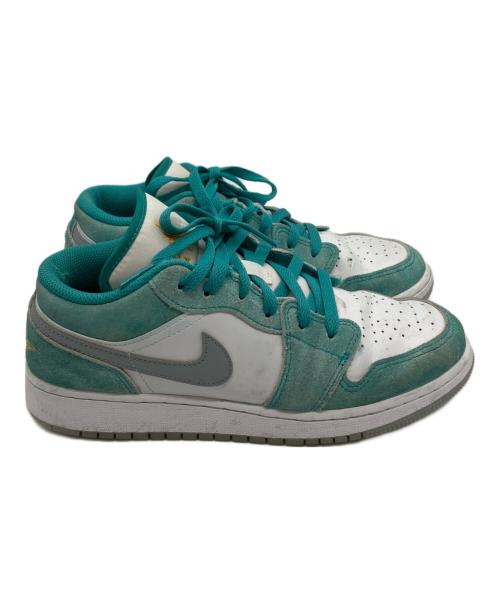 NIKE（ナイキ）NIKE (ナイキ) スニーカー ホワイト×グリーン サイズ:24の古着・服飾アイテム