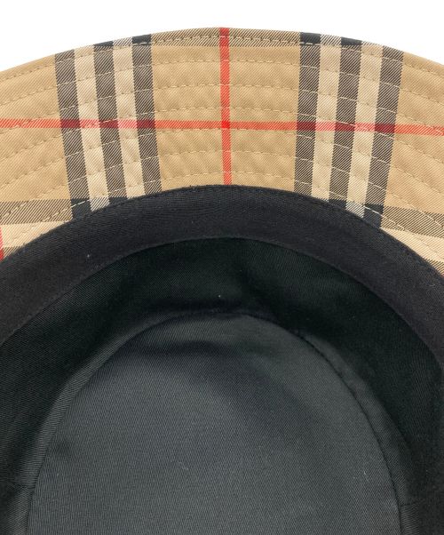 BURBERRY（バーバリー）BURBERRY (バーバリー) BURBERRY バケットハット ベージュ サイズ:Mの古着・服飾アイテム