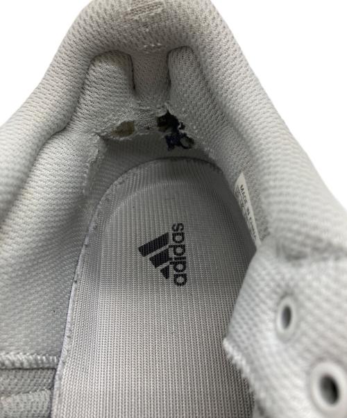 adidas（アディダス）adidas (アディダス) スニーカー グレー サイズ:ｃｍ　27.5の古着・服飾アイテム