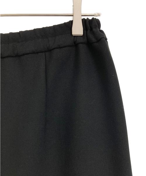 ENFOLD（エンフォルド）ENFOLD (エンフォルド) RELAX TROUSERS ブラック サイズ:34の古着・服飾アイテム