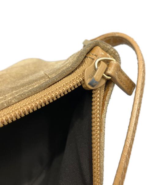 GUCCI（グッチ）GUCCI (グッチ) スウェードポーチ ブラウンの古着・服飾アイテム
