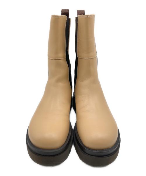 Carmens（カルメンズ）Carmens (カルメンズ) TOMORROW LAND (トゥモローランド) CARMENS×TOMORROWLAND サイドゴアラバーブーツ ベージュ×ブラウン サイズ:37の古着・服飾アイテム