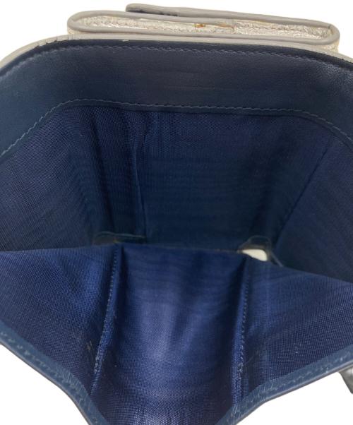 J&M DAVIDSON（ジェイ＆エム デヴィッドソン）J&M DAVIDSON (ジェイ＆エム デヴィッドソン) J&M DAVIDSON スタッズ メタル ウォレット シルバーの古着・服飾アイテム