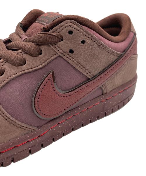 NIKE（ナイキ）NIKE (ナイキ) NIKE SB DUNK LOW PRM City of Love バーガンディ×レッド サイズ:US 8の古着・服飾アイテム