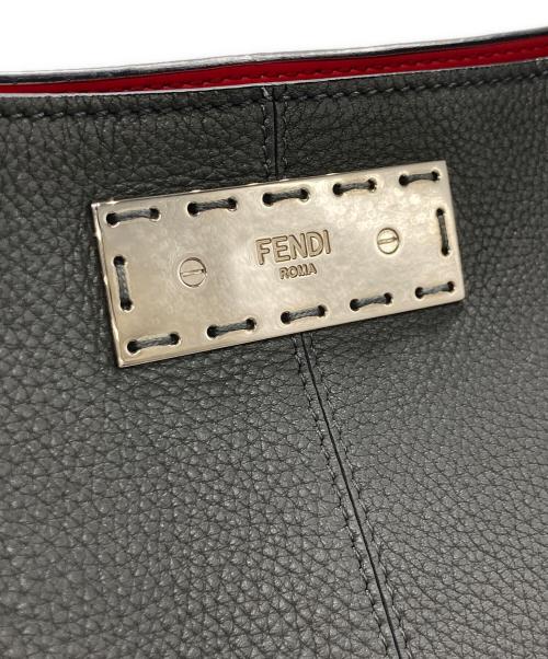 FENDI（フェンディ）FENDI (フェンディ) ピーカブーエックスライトフィット  レッド×グレーの古着・服飾アイテム