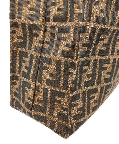 FENDI（フェンディ）FENDI (フェンディ) FENDI ズッカ トートバッグ ベージュ×ブラウンの古着・服飾アイテム