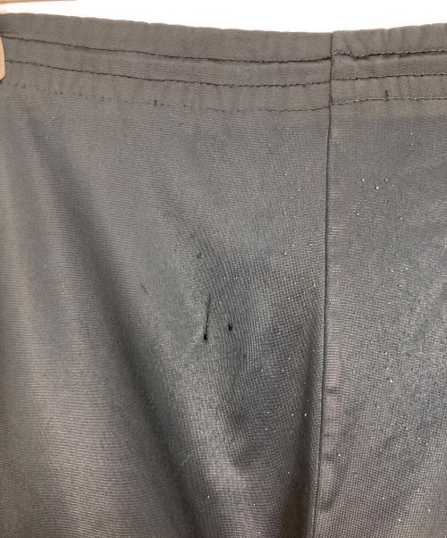 adidas（アディダス）adidas (アディダス) トラックパンツ レッド×ブラック サイズ:Mの古着・服飾アイテム