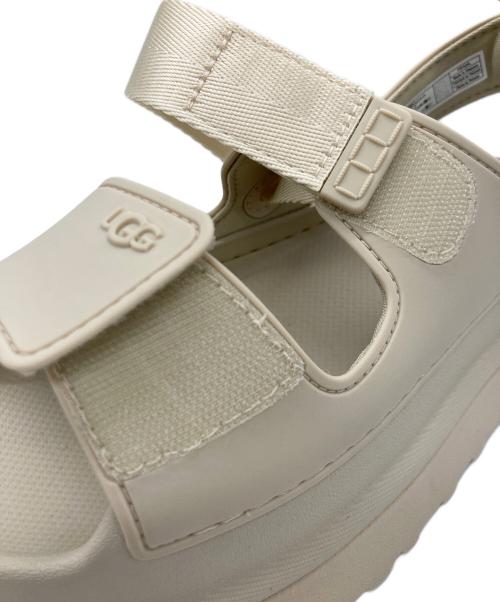 UGG（アグ）UGG (アグ) UGG (アグ) W GOLDENGLOW ベージュ サイズ:23の古着・服飾アイテム