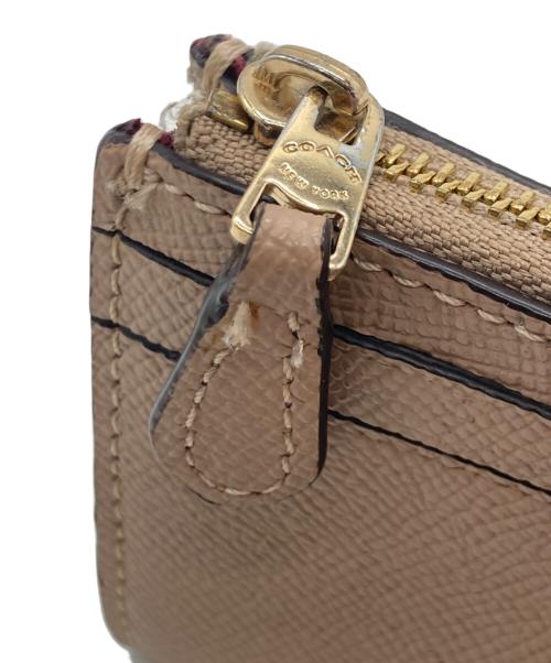 COACH（コーチ）COACH (コーチ) COACH ミニ スキニー IDケース ベージュの古着・服飾アイテム
