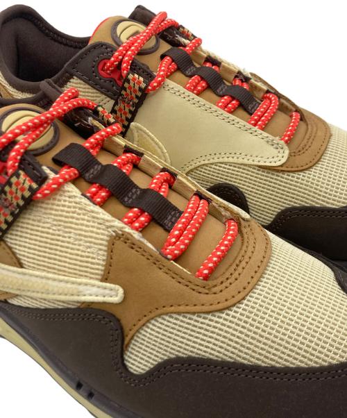 NIKE（ナイキ）NIKE (ナイキ) Travis Scott (トラヴィススコット) NIKE AIR MAX 1/CJ アイボリー×ブラウン サイズ:US 9 未使用品の古着・服飾アイテム