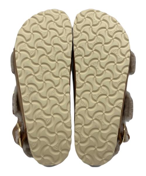 BIRKENSTOCK（ビルケンシュトック）BIRKENSTOCK (ビルケンシュトック) Arizona Big Buckle Shearling ブラウン サイズ:23の古着・服飾アイテム