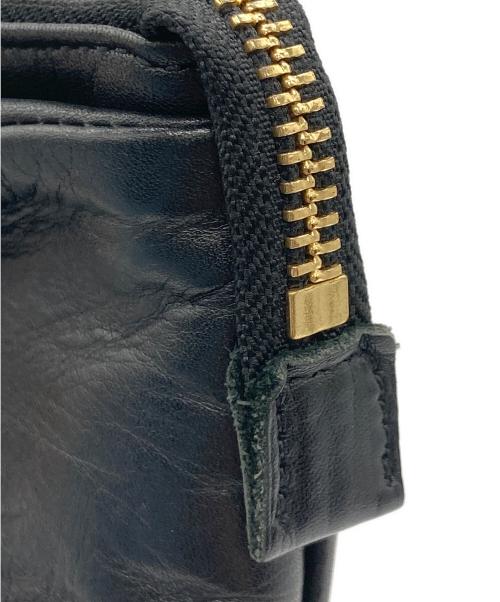 COMME des GARCONS（コムデギャルソン）COMME des GARCONS (コムデギャルソン) JUNYA WATANABE COMME des GARCONS スタッズクラッチバッグ ブラック×ゴールドの古着・服飾アイテム