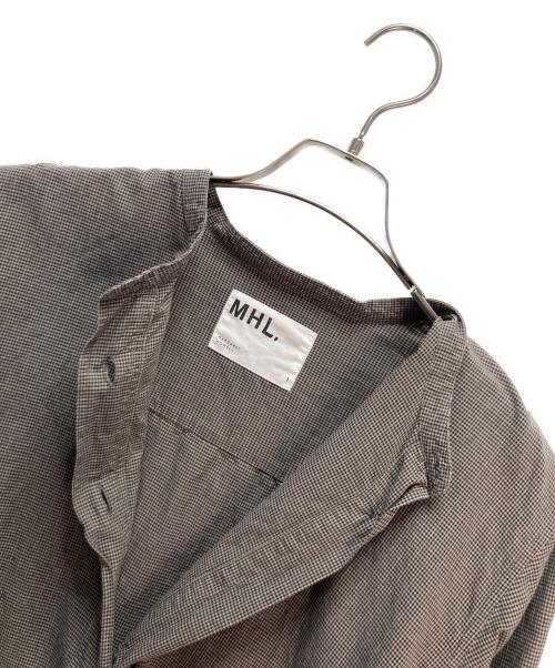 MHL（エムエイチエル）MHL (エムエイチエル) ギンガムチェック バンドカラー プルオーバーシャツ ブラウン サイズ:1の古着・服飾アイテム