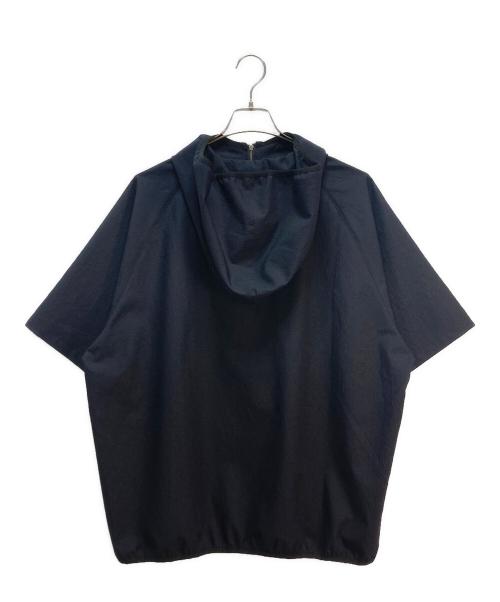 URU（ウル）URU (ウル) HALF ZIP S/S PARKA ブラック サイズ:2の古着・服飾アイテム