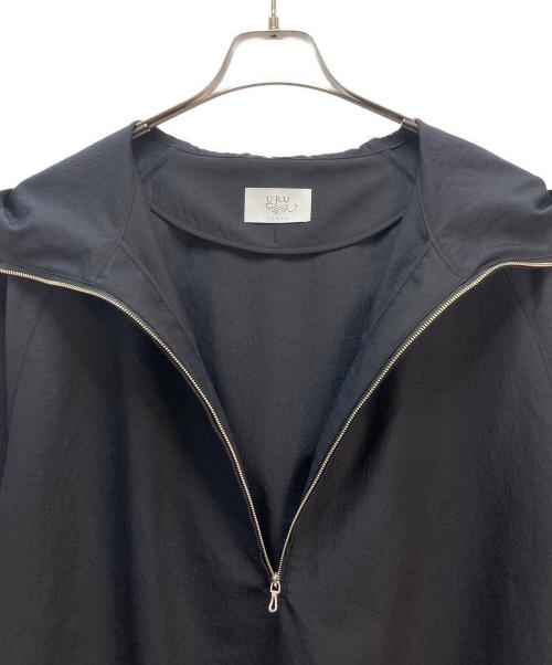 URU（ウル）URU (ウル) HALF ZIP S/S PARKA ブラック サイズ:2の古着・服飾アイテム