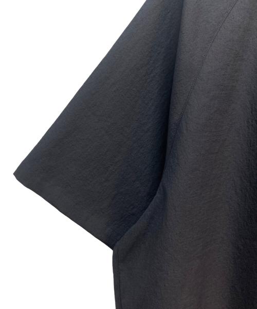 URU（ウル）URU (ウル) HALF ZIP S/S PARKA ブラック サイズ:2の古着・服飾アイテム