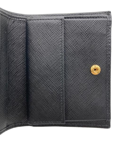 PRADA（プラダ）PRADA (プラダ) PRADA サフィアーノレザー 2つ折り財布 ブラックの古着・服飾アイテム