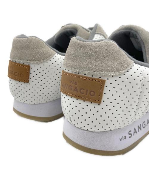 via SANGACIO（ヴィア・サンガチオ）via SANGACIO (ヴィア・サンガチオ) Brandalised (ブランダライズド) via SANGACIO × BRANDALISED にゅ～ず グレー×ホワイト サイズ:US 8の古着・服飾アイテム