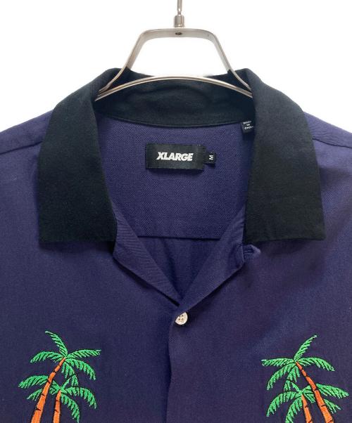 X-LARGE（エクストララージ）X-LARGE (エクストララージ) X-LARGE 刺繍シャツ ネイビー×ブラック サイズ:Mの古着・服飾アイテム