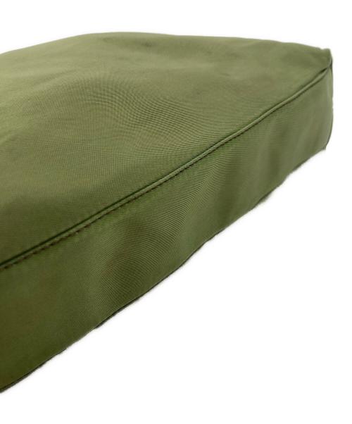 PRADA（プラダ）PRADA (プラダ) PRADA ロゴプレート ハンドバッグ グリーンの古着・服飾アイテム