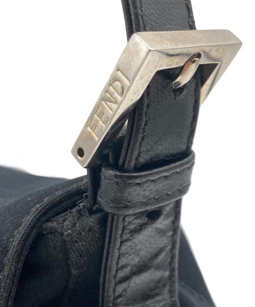 FENDI（フェンディ）FENDI (フェンディ) FENDI マンマバケット ショルダーバッグ ブラックの古着・服飾アイテム