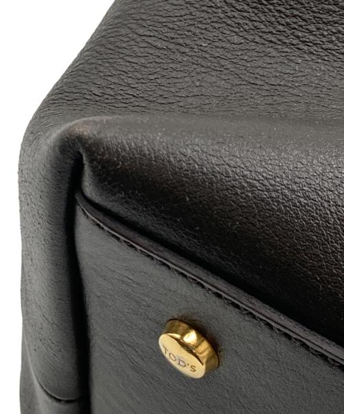 TOD'S（トッズ）TOD'S (トッズ) TOD'S フラワーハンドバッグ ブラック×ブルーの古着・服飾アイテム