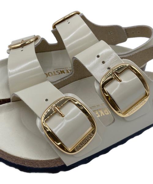 BIRKENSTOCK（ビルケンシュトック）BIRKENSTOCK (ビルケンシュトック) Milano Big Buckle ホワイト サイズ:35の古着・服飾アイテム