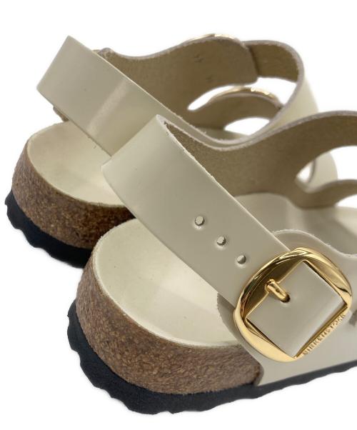 BIRKENSTOCK（ビルケンシュトック）BIRKENSTOCK (ビルケンシュトック) Milano Big Buckle ホワイト サイズ:35の古着・服飾アイテム