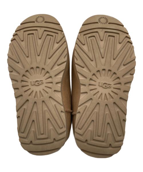 UGG（アグ）UGG (アグ) W PUMPED SLIDE ベージュ サイズ:USA 5の古着・服飾アイテム