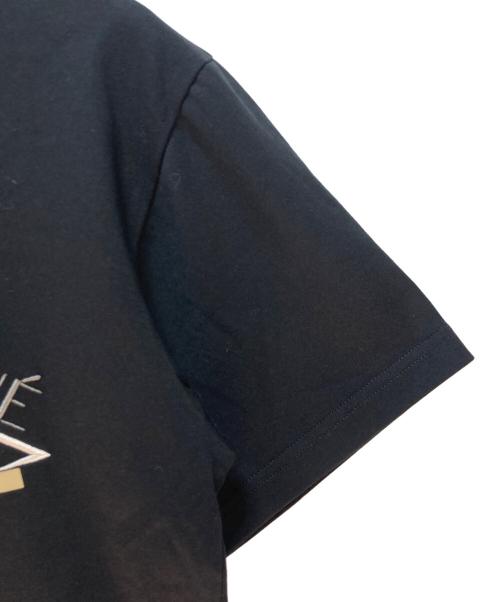 maison kitsune（メゾンキツネ）maison kitsune (メゾンキツネ) and wander (アンドワンダー) MAISON KITSUNE × and wander skiing for dry citton T ブラック×レッド サイズ:Sの古着・服飾アイテム