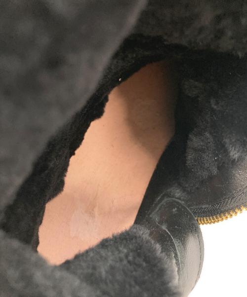 UGG（アグ）UGG (アグ) UGG サイドジップブーツ ブラック サイズ:USA 6の古着・服飾アイテム