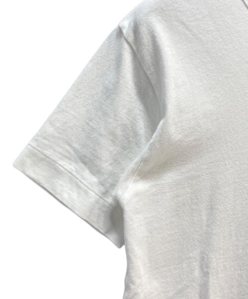 PLAY COMME des GARCONS（プレイコムデギャルソン）PLAY COMME des GARCONS (プレイコムデギャルソン) PLAY COMME des GARCONS Tシャツ ホワイト×ゴールド サイズ:Sの古着・服飾アイテム