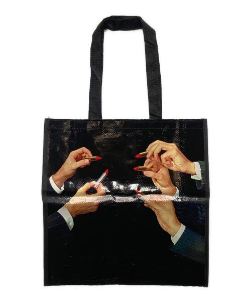 Toiletpaper（Toiletpaper）Toiletpaper (Toiletpaper) SELETTI (セレッティ) SELETTI x TOILETPAPER ショッピングトート ブラックの古着・服飾アイテム