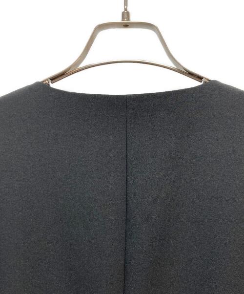UNITED TOKYO（ユナイテッドトーキョー）UNITED TOKYO (ユナイテッドトーキョー) ダブルクロスジレ ブラックの古着・服飾アイテム