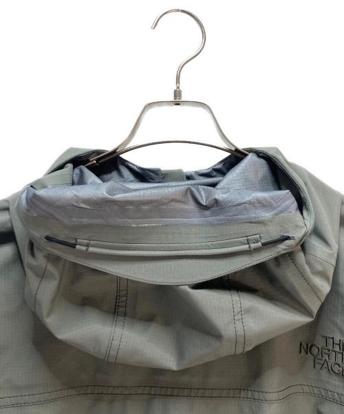 THE NORTH FACE（ザ ノース フェイス）THE NORTH FACE (ザ ノース フェイス) THE NORTH FACE（ザ ノース フェイス）Hikers‘ Jacket ハイカーズジャケット グレー サイズ:L 未使用品の古着・服飾アイテム