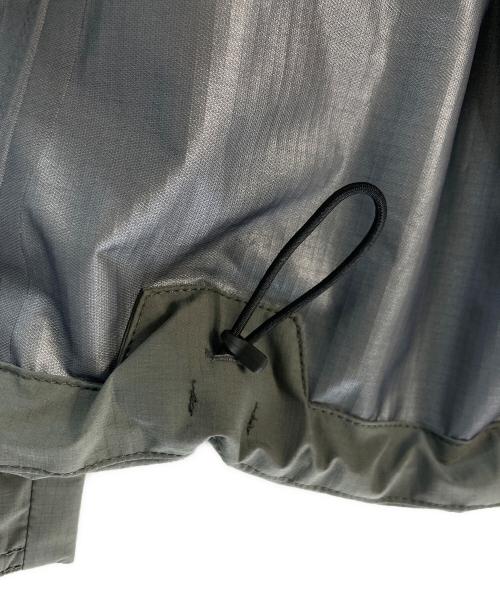 THE NORTH FACE（ザ ノース フェイス）THE NORTH FACE (ザ ノース フェイス) THE NORTH FACE（ザ ノース フェイス）Hikers‘ Jacket ハイカーズジャケット グレー サイズ:L 未使用品の古着・服飾アイテム