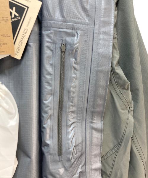 THE NORTH FACE（ザ ノース フェイス）THE NORTH FACE (ザ ノース フェイス) THE NORTH FACE（ザ ノース フェイス）Hikers‘ Jacket ハイカーズジャケット グレー サイズ:L 未使用品の古着・服飾アイテム