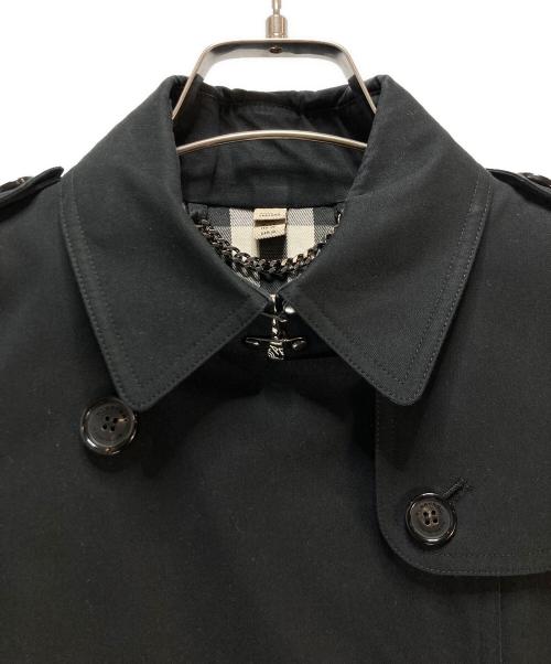 BURBERRY（バーバリー）BURBERRY (バーバリー) BURBERRY GBBURLIMCAS トレンチコート ブラック サイズ:UK 4の古着・服飾アイテム
