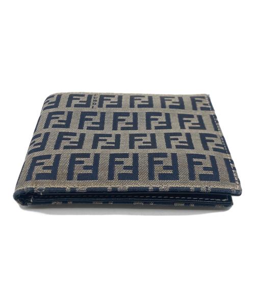 FENDI（フェンディ）FENDI (フェンディ) FENDI ズッカ柄 2つ折り財布 ネイビー×グレーの古着・服飾アイテム