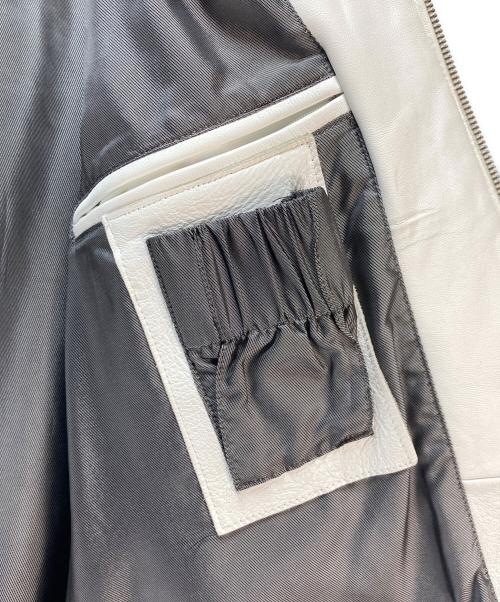 pellepelle（ペレペレ）pellepelle (ペレペレ) レザージャケット ホワイト×ブルー サイズ:46の古着・服飾アイテム