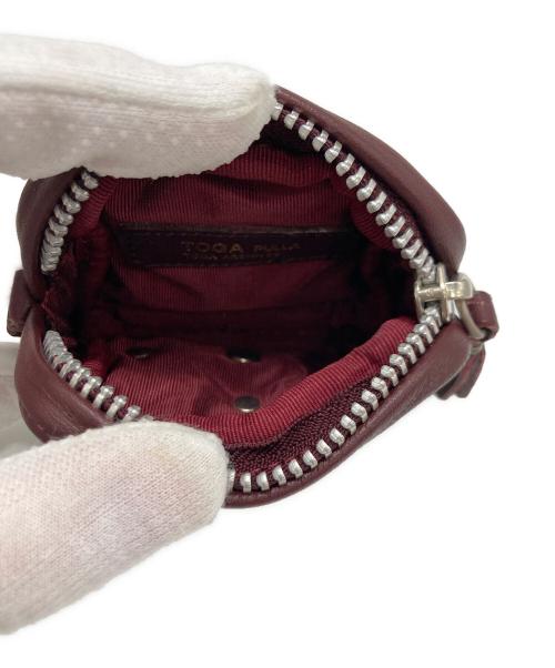 TOGA PULLA（トーガ プルラ）TOGA PULLA (トーガ プルラ) レザーポーチ ワインレッドの古着・服飾アイテム