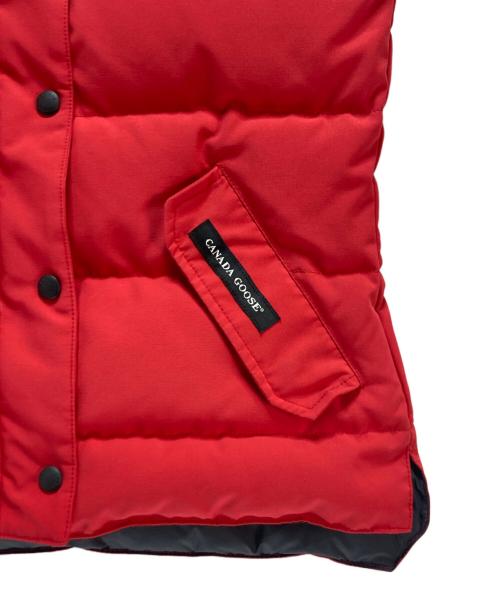 CANADA GOOSE（カナダグース）CANADA GOOSE (カナダグース) CANADA GOOSE FREESTYLE VEST レッド サイズ:Sの古着・服飾アイテム
