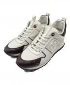 LOUIS VUITTONルイ ヴィトン）の古着「ランアウェイ・ライン スニーカー」｜ホワイト×ブラウン