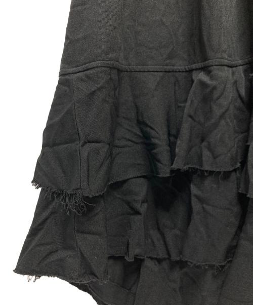 BLACK COMME des GARCONS（ブラックコムデギャルソン）BLACK COMME des GARCONS (ブラックコムデギャルソン) BLACK COMME des GARCONS（ブラックコムデギャルソン）ティアードスカート ブラック サイズ:Mの古着・服飾アイテム