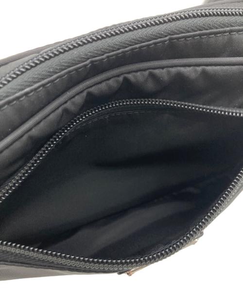 PRADA（プラダ）PRADA (プラダ) PRADA Re-Nylon xサフィアーノレザー ベルトバッグ ブラックの古着・服飾アイテム