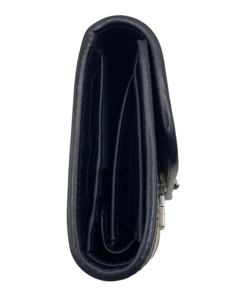 IACUCCI（イアクッチ）IACUCCI (イアクッチ) IACUCCI （イアクッチ）3つ折り財布 ベージュ×ブラックの古着・服飾アイテム